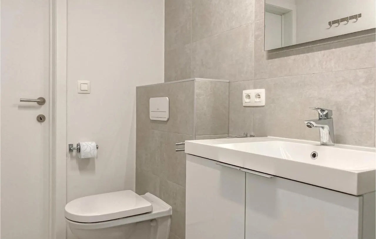 2 Bedroom Stunning Apartment In Oostende